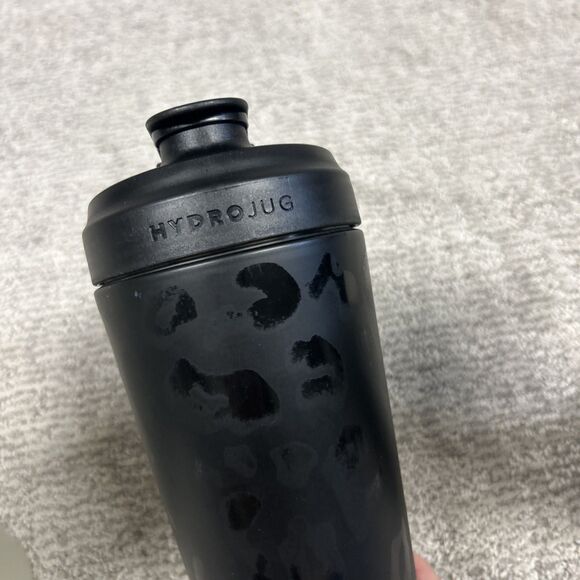 HydroJug Hydro SHKR Tumbler 24 oz. 700 ml Studded Shaker Black Cream Stainless 4 - Picture 5 of 13